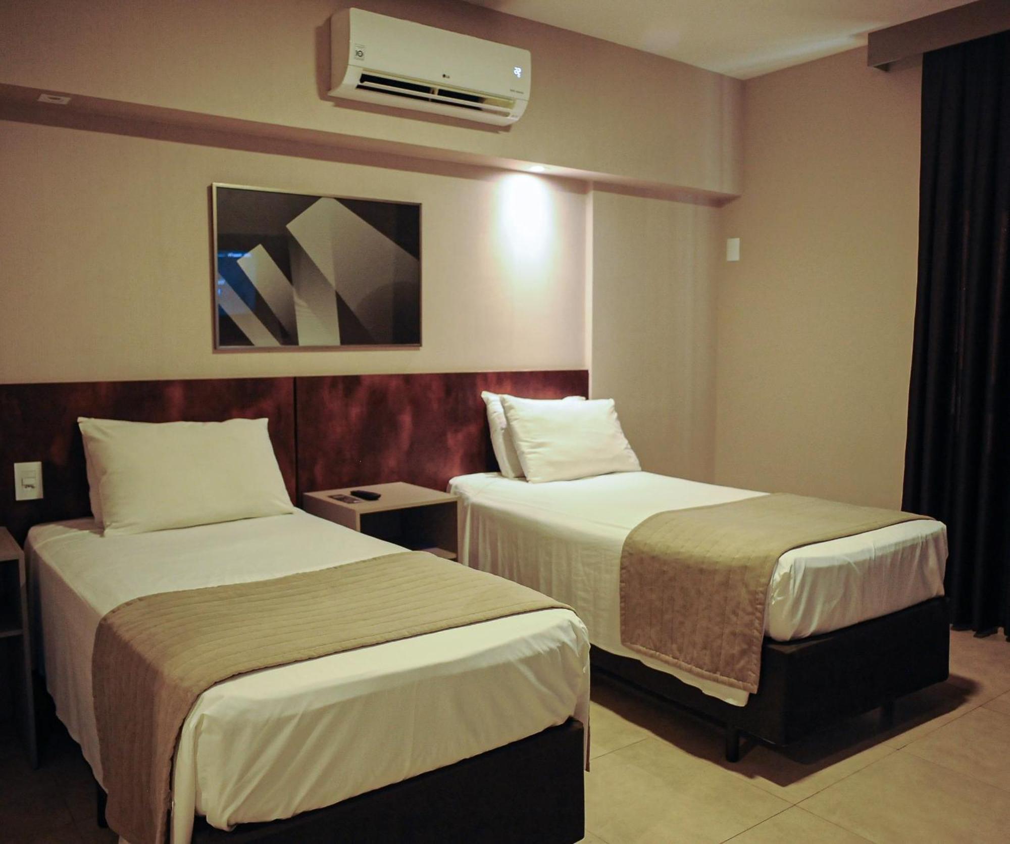 Bristol Infinity Rio Claro Hotel Exterior photo